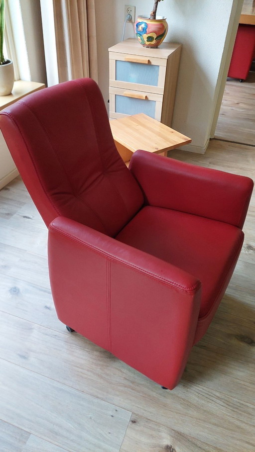4 Leather Armchairs Red