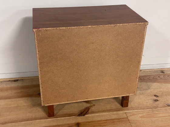 Image 1 of Vintage mid-century ladenkastje teakhout