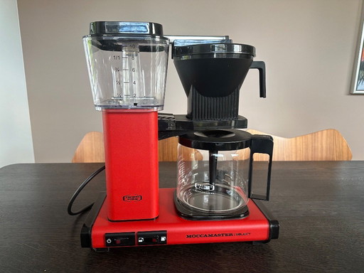 Moccamaster, color Brick Red