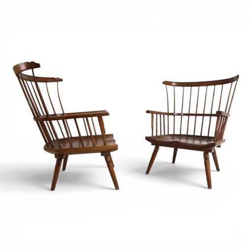 Par de sillones Windsor hechos a mano, Inglaterra, circa 1960.