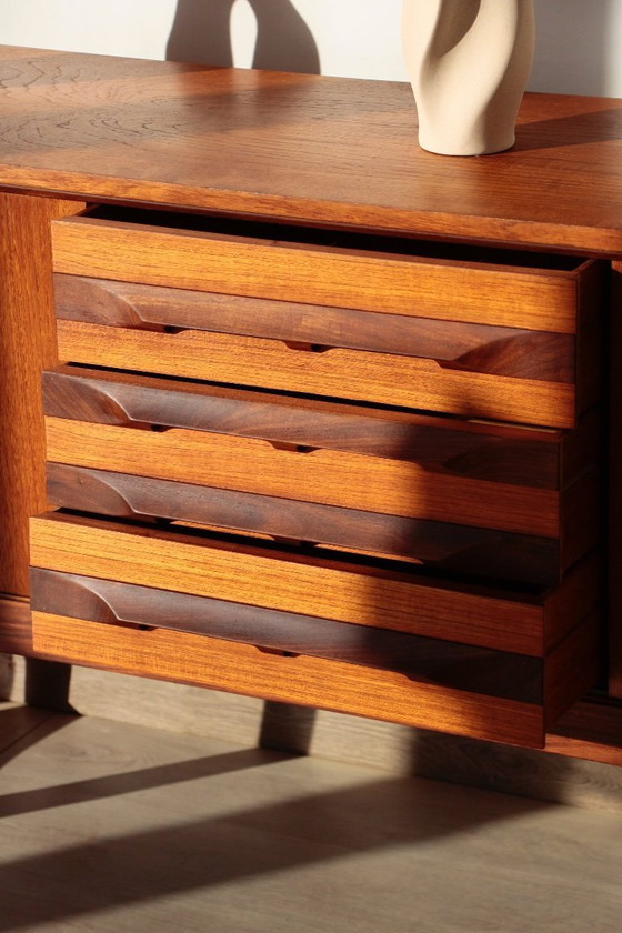 Image 1 of Elliotts of Newbury Teak Dressoir – Mid-Century Design