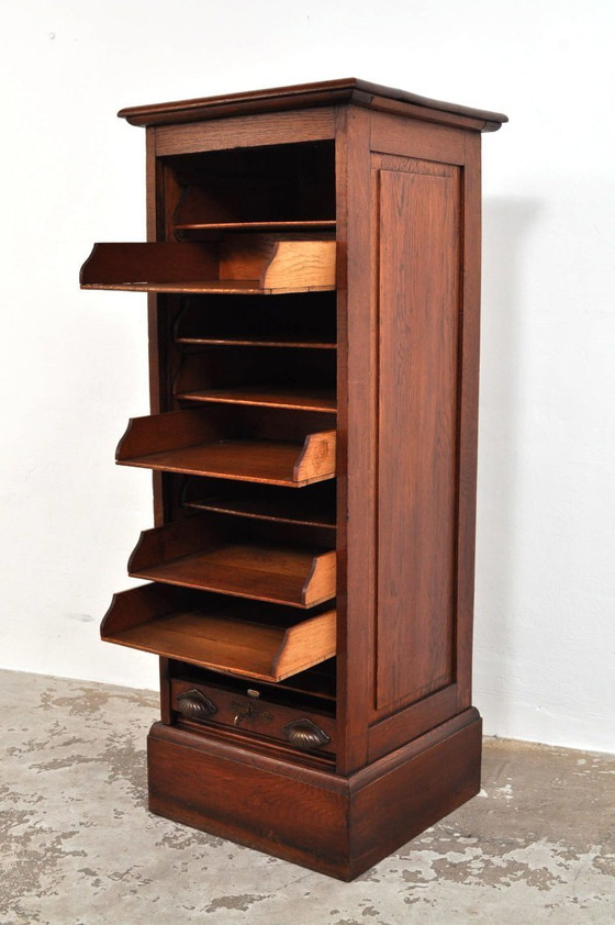 Image 1 of Antieke eiken roldeurkast / archiefkast, 1890s