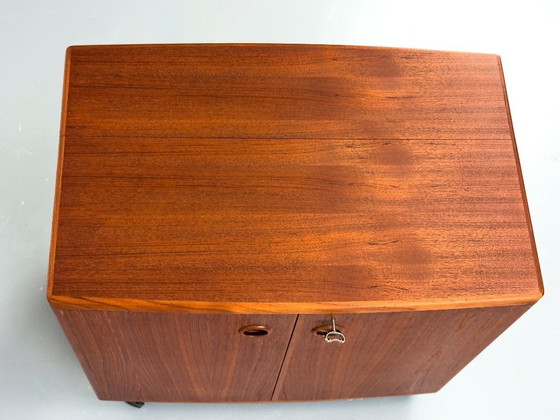 Image 1 of Mueble bar de teca de Illum Wikkelsø para CFC Silkeborg, años 60