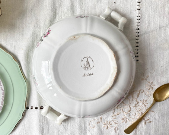 Vintage 1950s L'Amandinoise Frankrijk Astrid Model Bloemen Wit en Groen Porseleinen Soepterrine – Servies (photo 10 of 11)