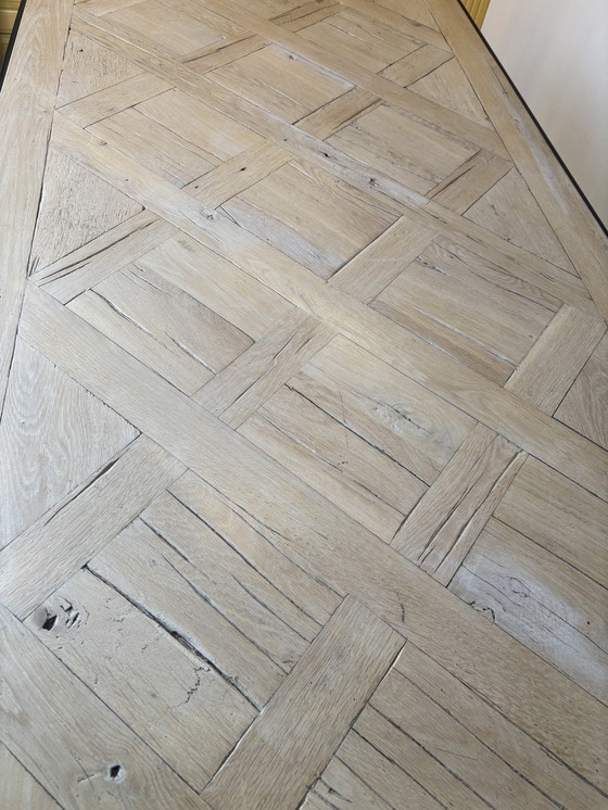 Image 1 of Mesa de comedor Eichholtz