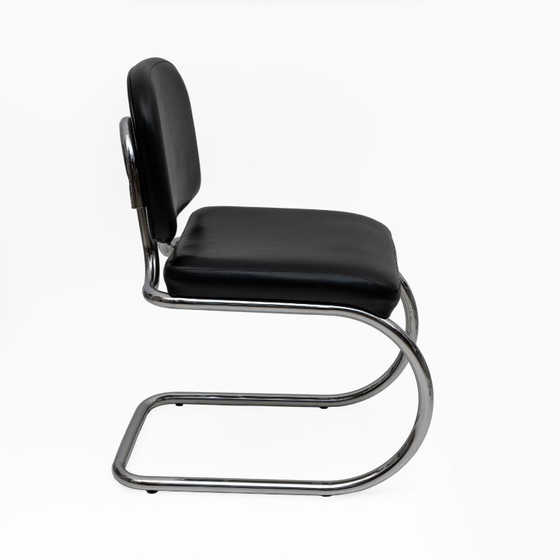 Image 1 of Sei sedie da pranzo a sbalzo in similpelle e metallo cromato in stile Bauhaus, anni '70