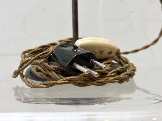 Image 1 of Art Nouveau table lamp made of brass and frosted glass, circa 1910