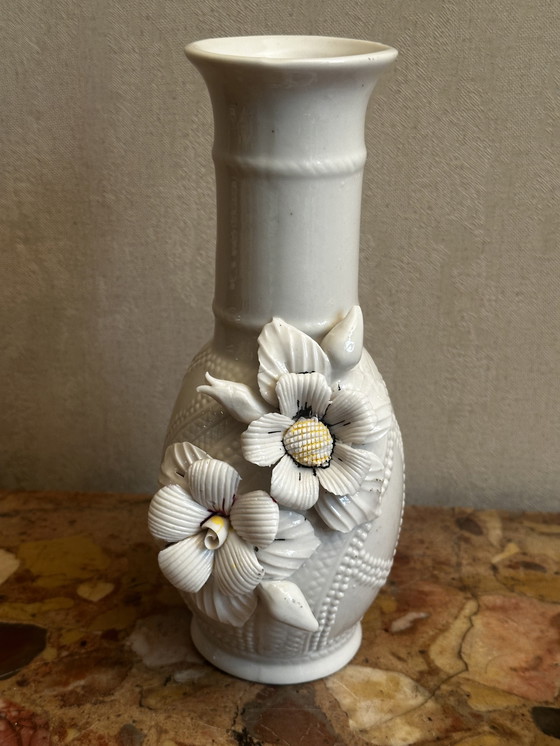 Image 1 of Vintage white ceramic and majolica vase H 21 cm