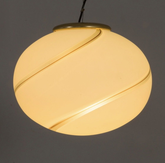 Seltenes Vetri Murano „Swirl“-Set – Hänge- und Tischlampe – Italien – ca. 1970 – Pendelleuchten, Glass (photo 8 of 10)