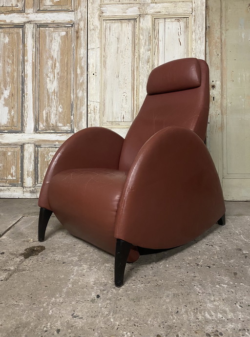 Poltroncina Scudo Design. Il designer Frans Schrofer. Regolabile.