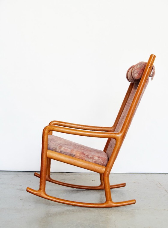 Image 1 of Fauteuil à bascule de Hans Olsen pour Juul Kristensen