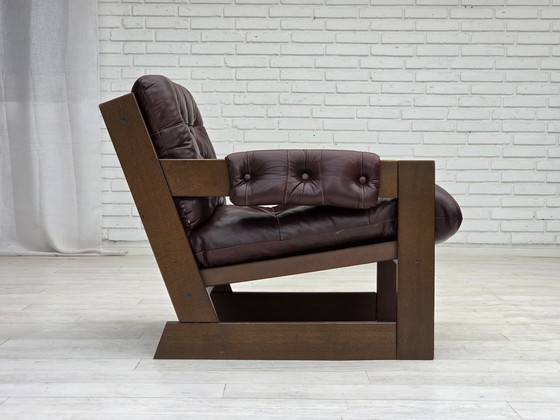 Image 1 of 1970, Scandinavische fauteuil, bruin meubelleer, donker beukenhout.