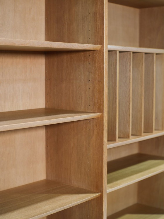 Image 1 of Libreria grande Hundevad in rovere, mobiletto porta LP, vintage danese