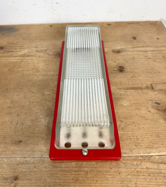 Image 1 of Applique industriale rossa vintage di Elektrosvit, anni '70