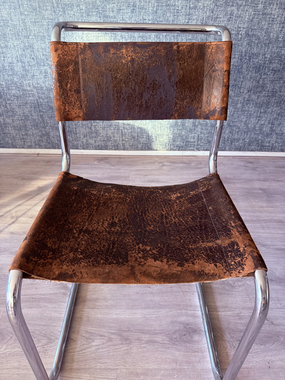 Image 1 of Vintage Thonet S33 van Mart Stam, met een bijzondere patina, circa jaren 60.