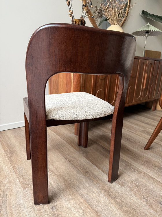 Image 1 of Brutalistische Stühle