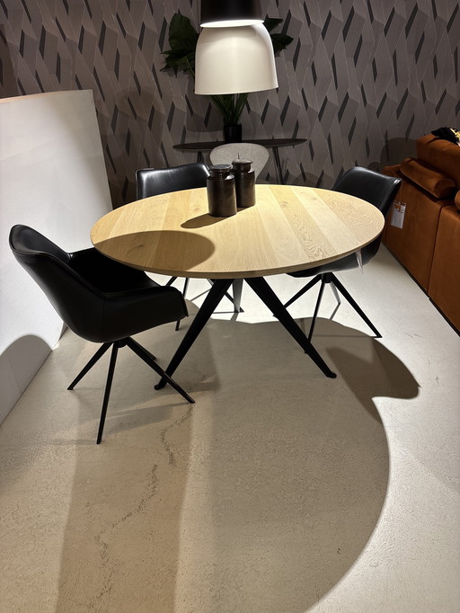 Dykk ronde 130 cm tafel Eiken