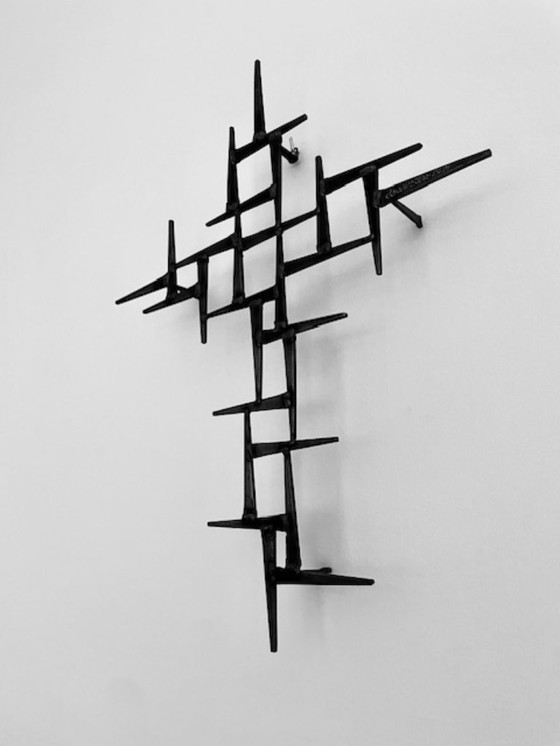 Image 1 of Corey Ellis wandsculptuur ijzer – Brutalistisch 2021