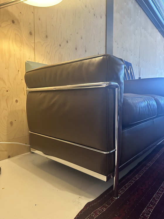 Image 1 of Cassina LC2. Pelle morbida marrone. Condizioni eccellenti.