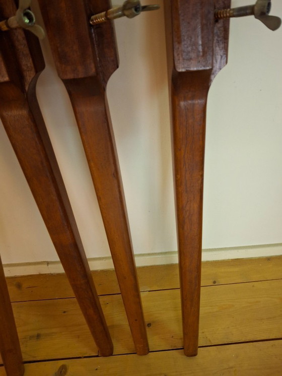 Image 1 of Table de salle à manger en bois de rose Mid Century