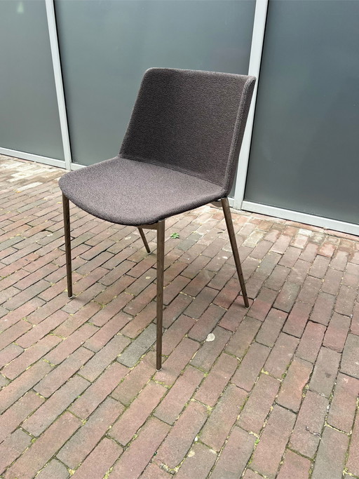 MDF Italia Aiku fabric soft