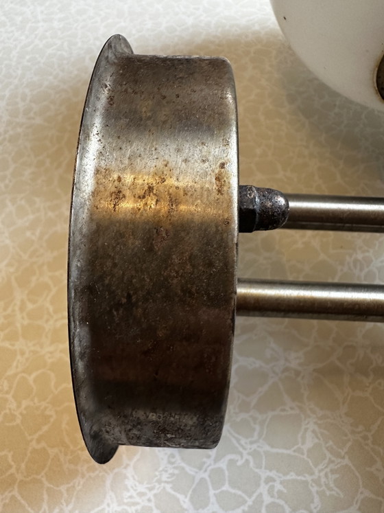 Modernistische Wandleuchte aus Opalglas und verchromtem Metall – Wandleuchten (photo 14 of 15)