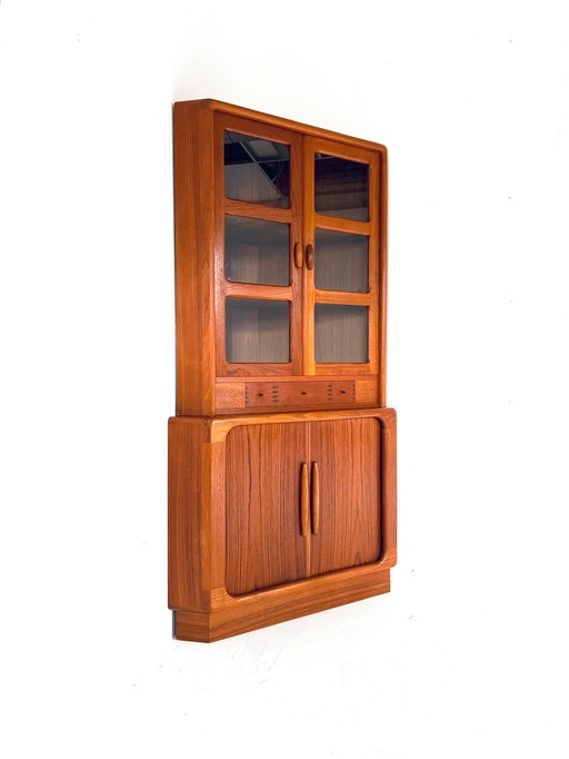 Vintage teakhouten hoekvitrine, Dyrlund ‘70