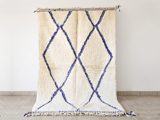 Traditioneller marokkanischer Wollteppich, 250 cm x 150 cm