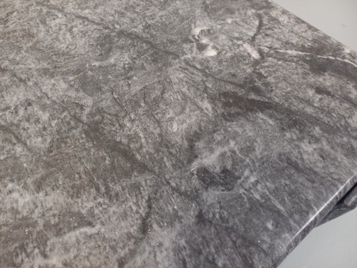 Vintage grijze marmeren salontafel uit de jaren 70.