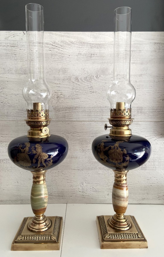 Image 1 of Duo di lampade a olio da salotto Inizio XX secolo Bronzo Terracotta Rame Giallo Cristallo