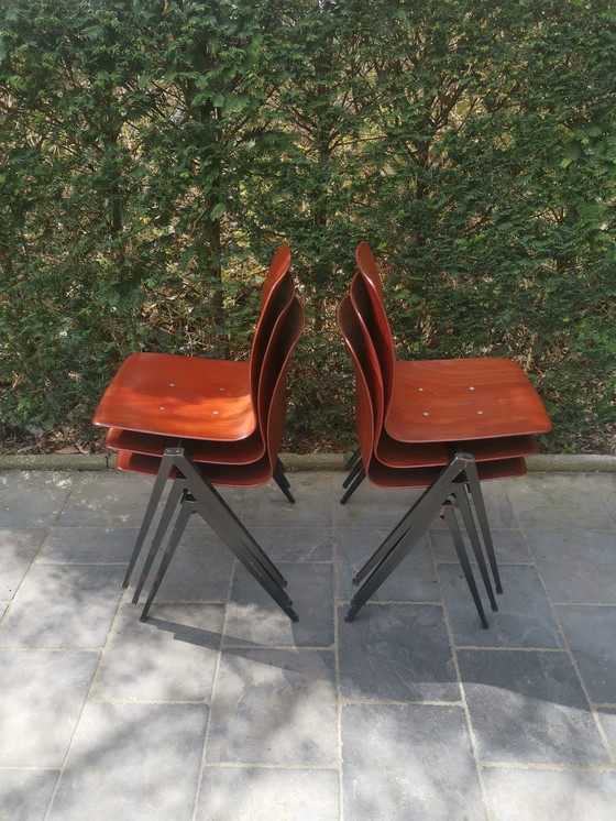 Image 1 of Juego de 6 sillas apilables S22 Pagholz