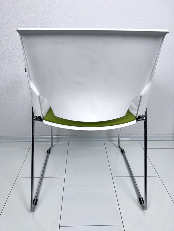 Image 1 of Haworth Very Comforto 62 con rivestimento del sedile e braccioli - impilabile