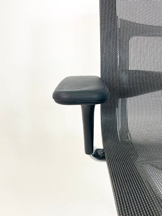 Image 1 of ICF Una Plus chair