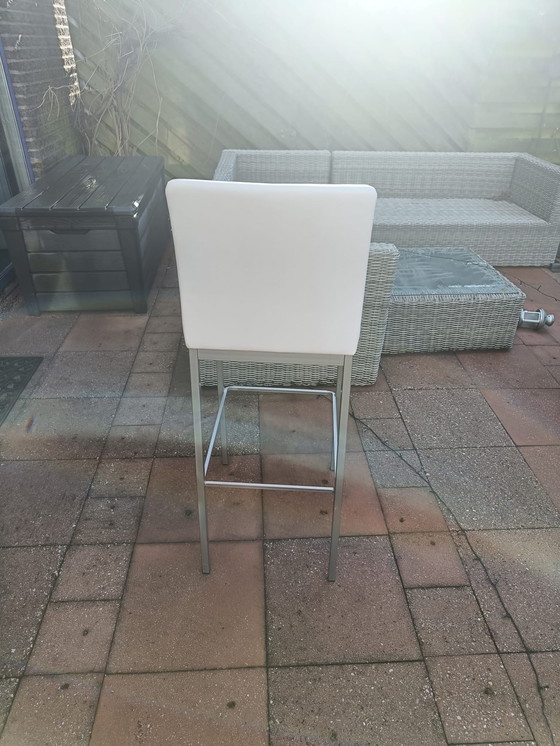 Image 1 of 2 Bar stools brand Bringo 2K white