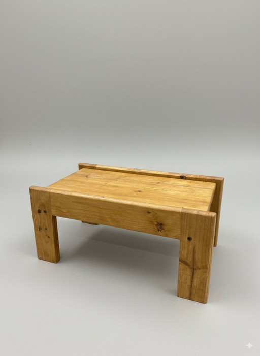 Vintage coffee table in solid pine - rustic Brutalist design