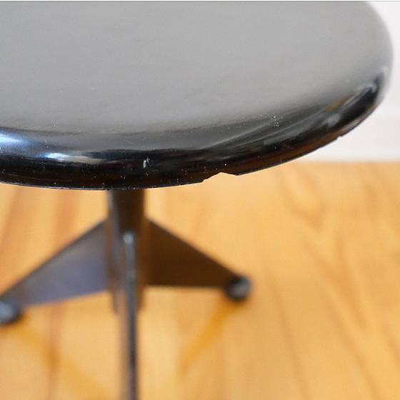 Image 1 of industriële werkplaatskruk ontwerp Odelberg-Olsen Industriële kruk 1950 Knoll