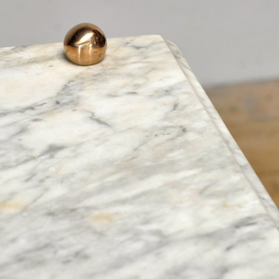 Image 1 of Tavolino in ottone con piano in marmo, circa 1910