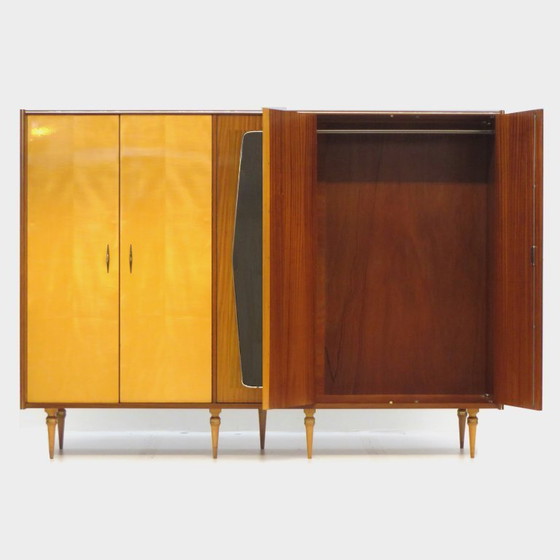 Image 1 of Grote vintage kledingkast met 5 deuren in mid-century modern stijl, gemaakt van esdoorn- en teakhout, jaren 1950.