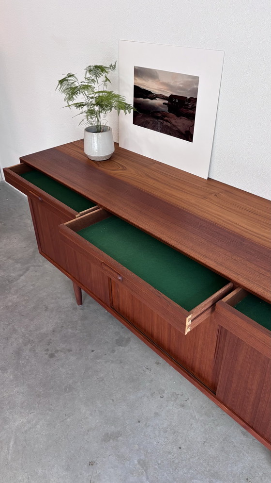 Image 1 of Buffet bas vintage danois en teck