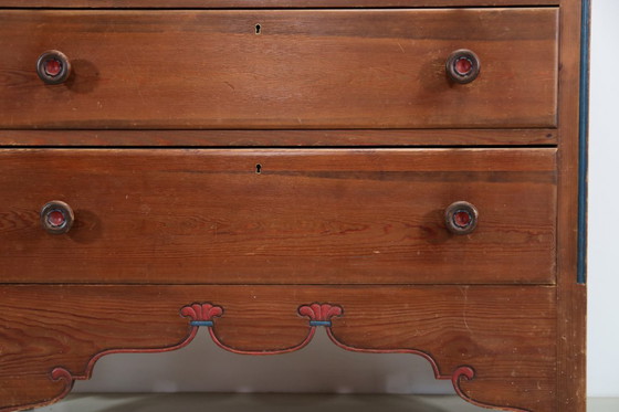 Image 1 of Antique Vintage pine chest of drawers with painted details from the 19th century