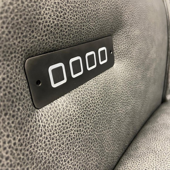 Image 1 of The Future Magic4 recliner