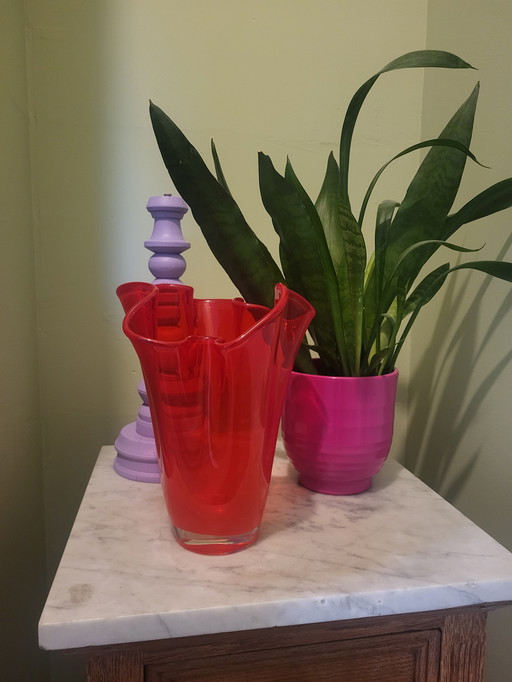 Vintage helder rode "Fazoletto" zakdoek vaas