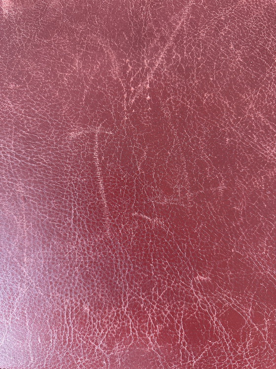 Image 1 of 2 red leather Leolux Sentia armchairs