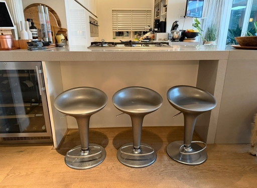 3X Bombo bar stools