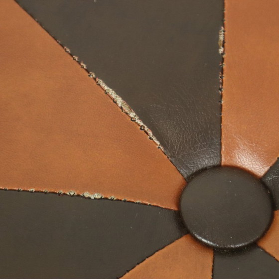 Image 1 of Sgabello quadrato Skai in ecopelle marrone cammello