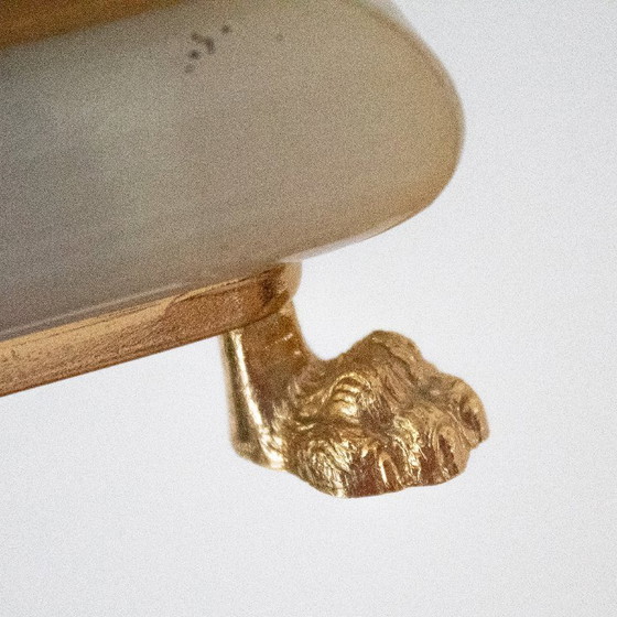 Image 1 of Boîte à bijoux vintage en onyx des années 1960 avec pattes de lion en laiton