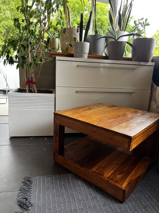 Image 1 of Salontafel/banktafel van sheeshamhout, palissanderhout, 60x60x40cm, massief hout