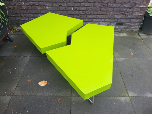 Leolux Piombo design coffee table, 2-piece, bright green.