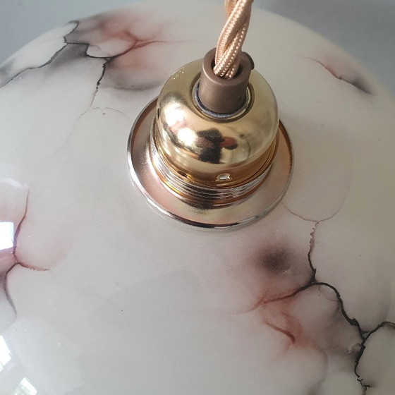 Vintage gemarmerder hanglamp - opaline glas - Art Deco – Hanglampen, Metal (photo 13 of 16)