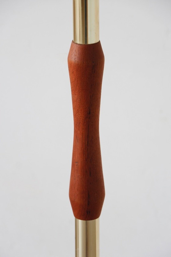 Image 1 of Vintage vloerlamp in Scandinavische stijl uit de jaren 60 | Bakeliet